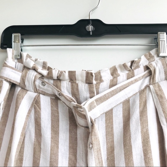 Stradivarius Paperbag Waist Striped Linen Shorts 8 - Picture 2 of 7